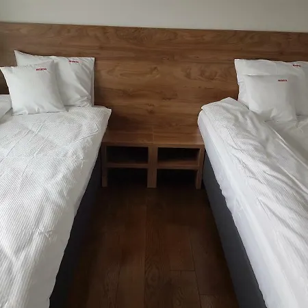 Apartman Towarowa 37 *