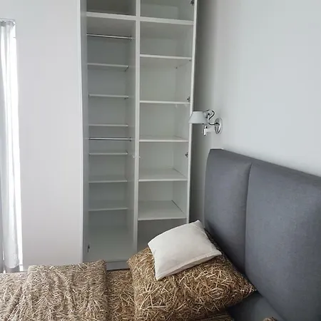 アパート Towarowa 37 ポズナン