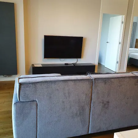 Apartman Towarowa 37 *