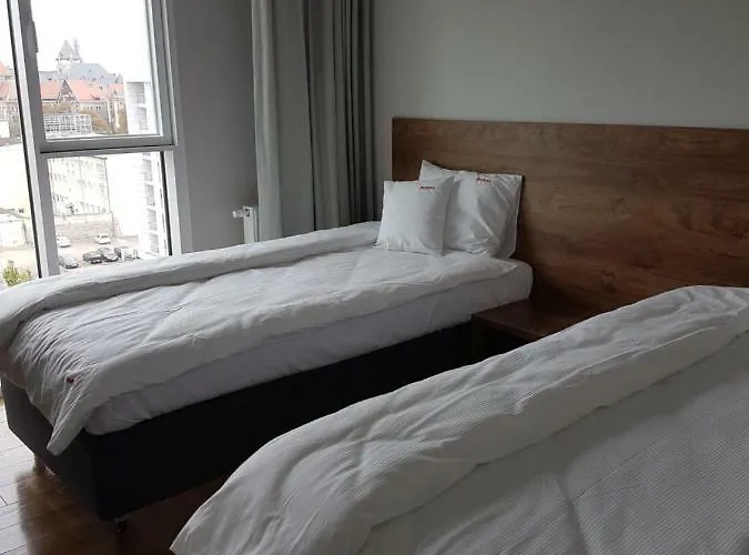 Apartman Towarowa 37 *