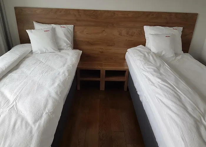 Apartman Towarowa 37 *