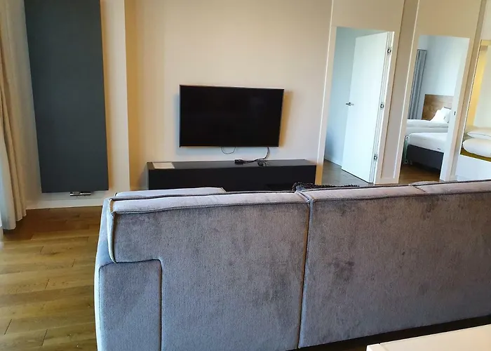 Apartman Towarowa 37 *